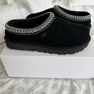 UGG Women's Black Slippers